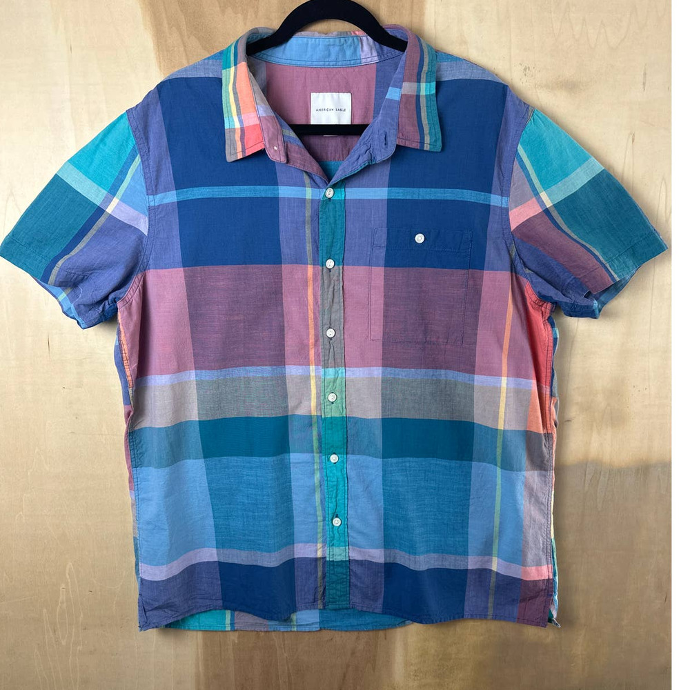 American Eagle Men's Shirt Extra Large Button Down‎